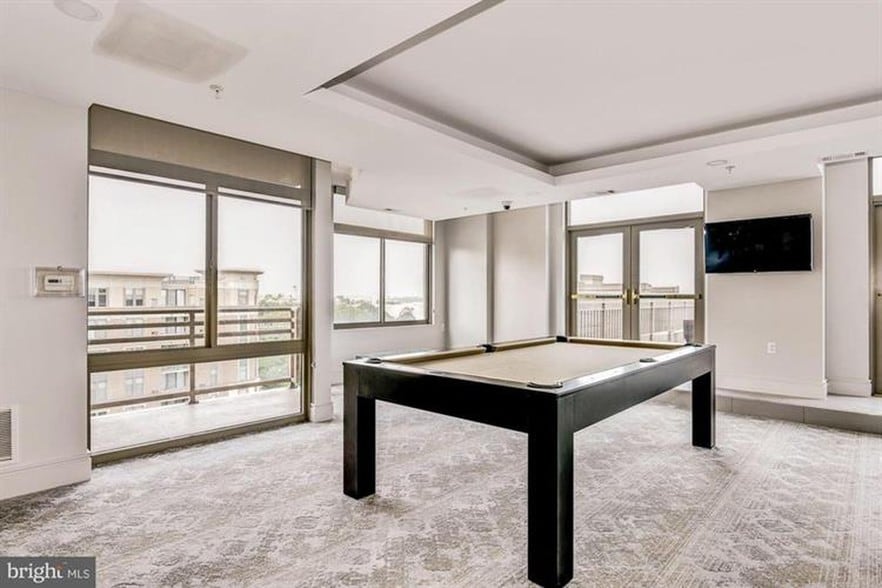 Building Photo - 3650 S Glebe Rd