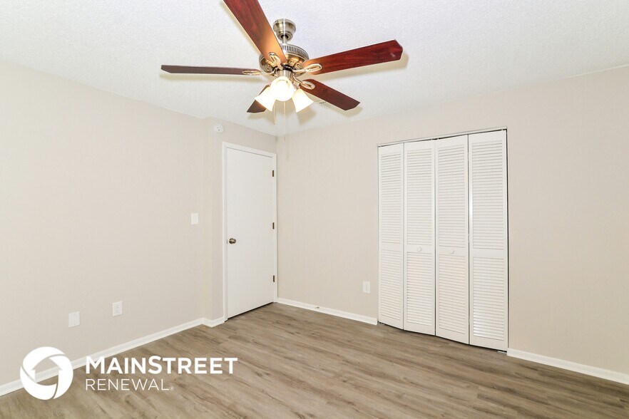 Building Photo - 980 Butia St