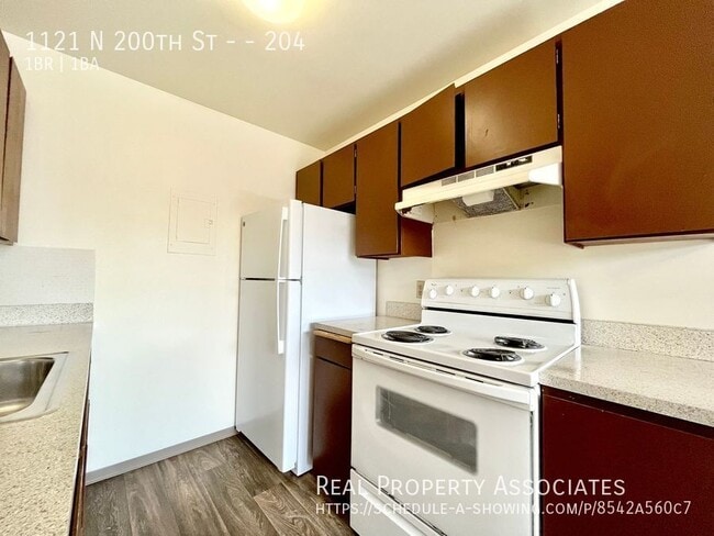 Building Photo - 1121 N 200th St