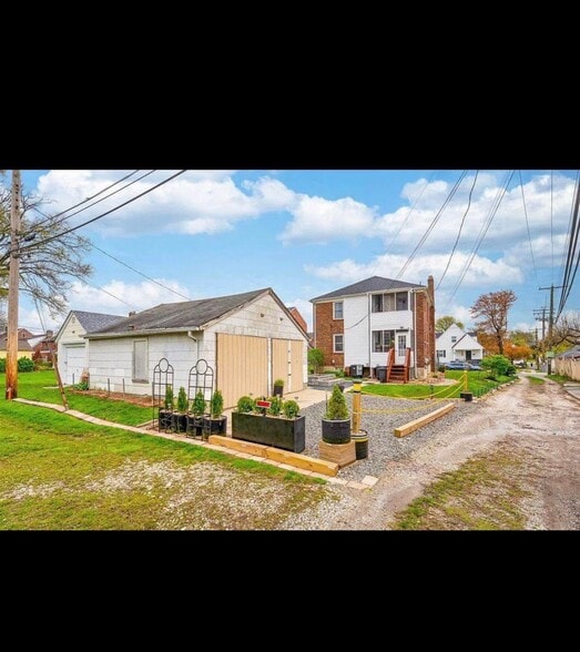 Building Photo - 7800 Tilmont Ave
