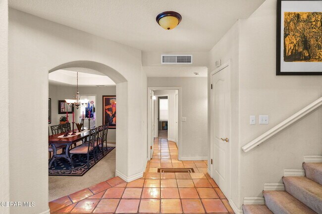 Building Photo - 851 Via Alegre Ln