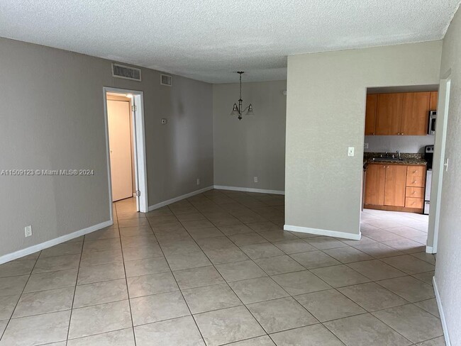 Building Photo - 4017 N University Dr