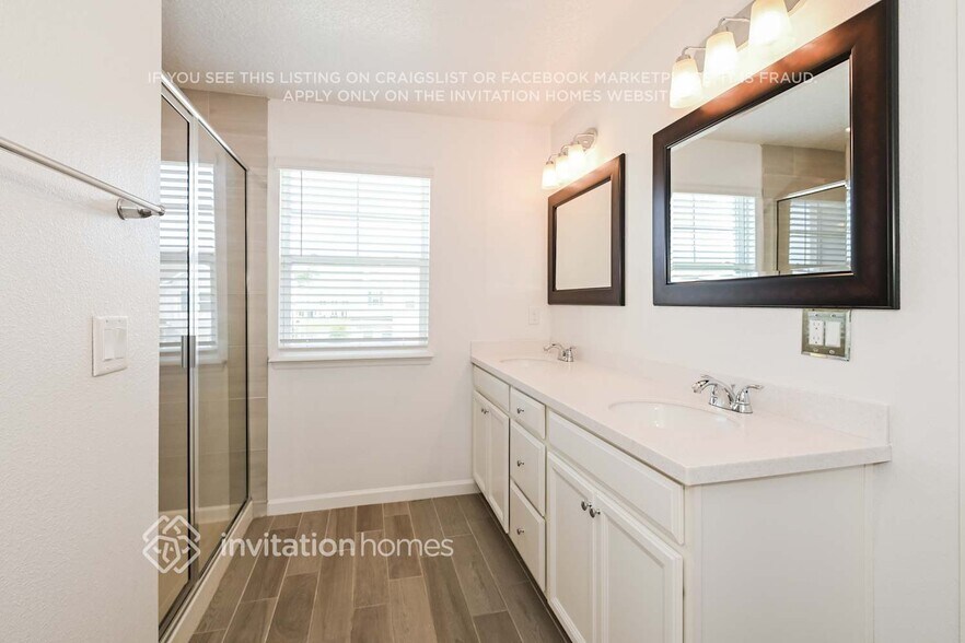 Building Photo - 12654 Josslyn Ln