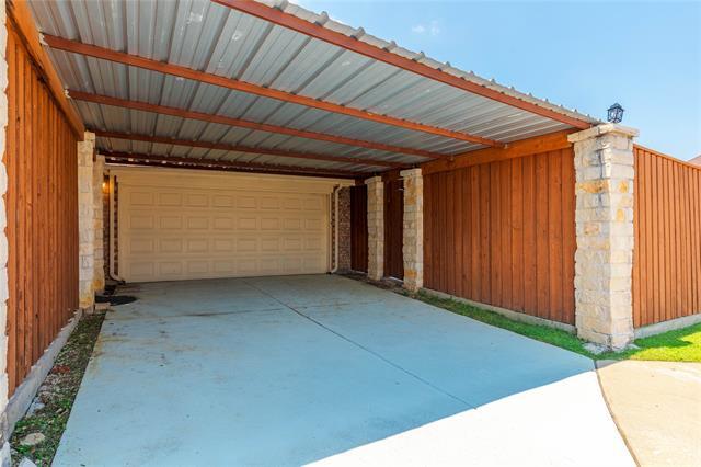 Building Photo - 1404 Hudspeth Dr