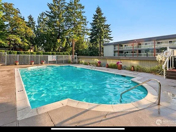 Building Photo - 701 122nd Ave NE