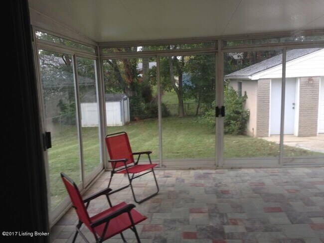 Building Photo - 6809 Shareith Dr