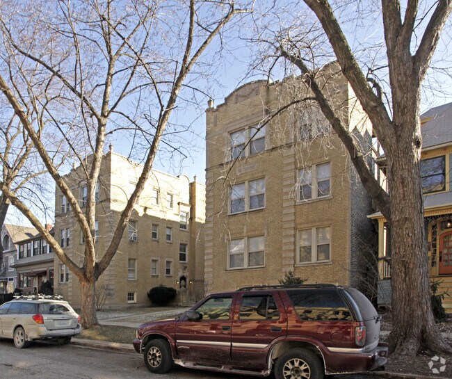 Building Photo - 5713 N. Magnolia Apartments