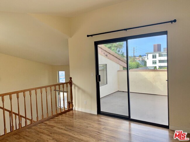 Building Photo - 12412 Texas Ave