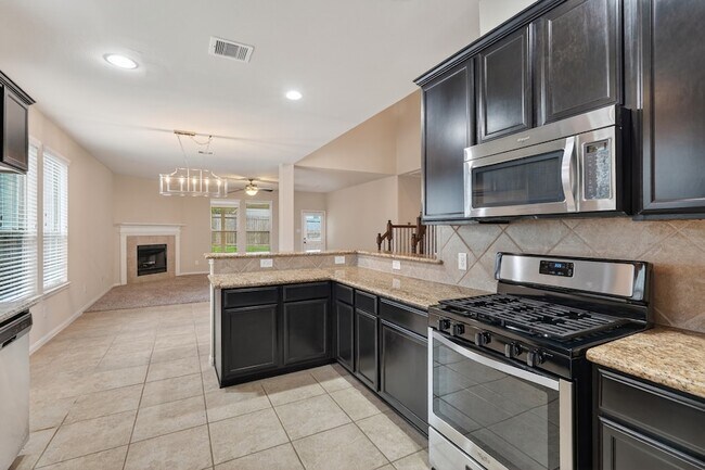 Building Photo - 13302 Hidden Valley Dr