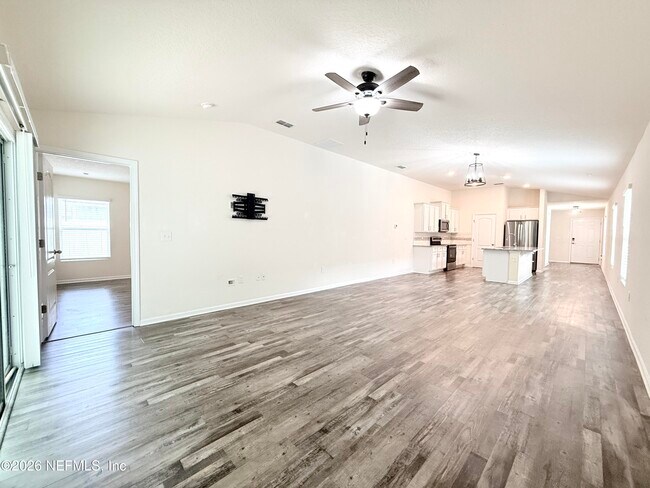 Building Photo - 7838 Meadow Walk Ln