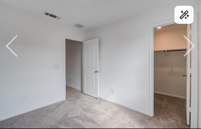 Building Photo - 5522 Broad Spruce St