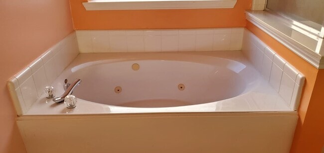 Building Photo - 7418 Colony Bend Ln