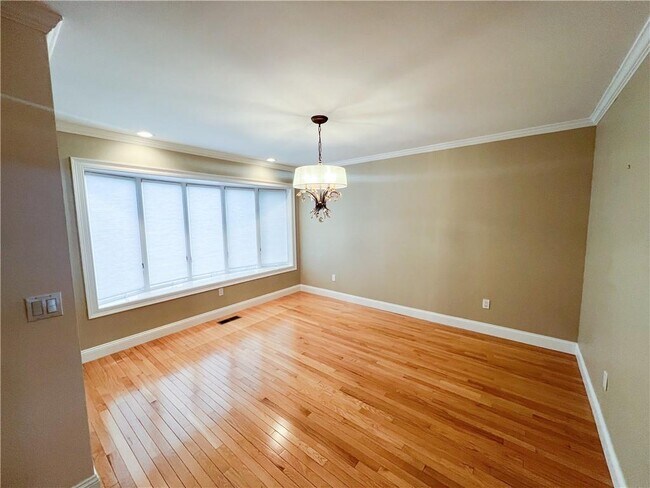 Building Photo - 39 Eagle Dr