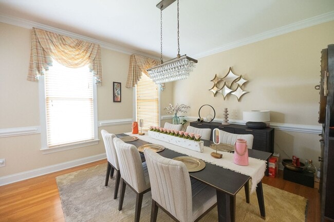 Building Photo - Spacious & Striking 3-story brick Executive 4 bedroom 4.5 bathroom home in Oak Ridge NC + Lawn ca...