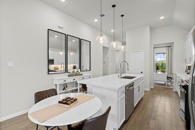 Building Photo - 21131 Austin Chalk Dr