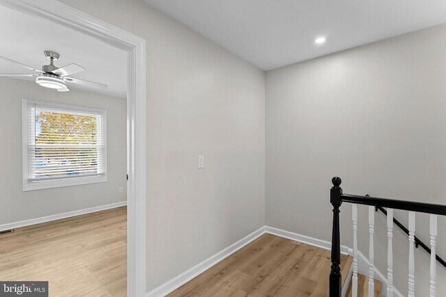 Building Photo - 210 Cameron St