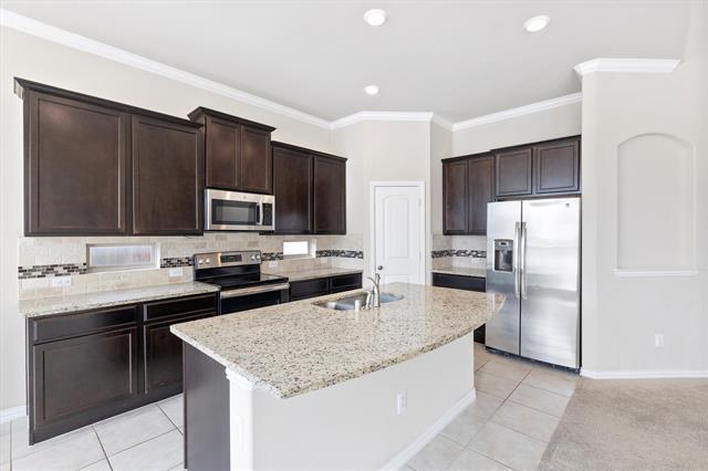 Building Photo - 205 Churchill Dr