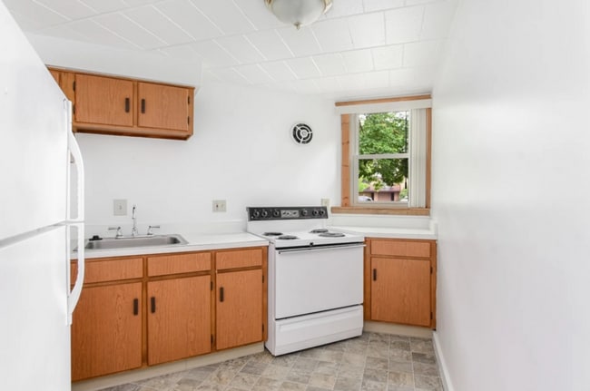 Interior Photo - Summit Apartments