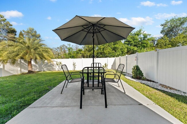 Building Photo - 105 Lacewing Pl