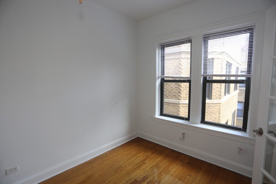 Building Photo - 632 W Stratford Pl
