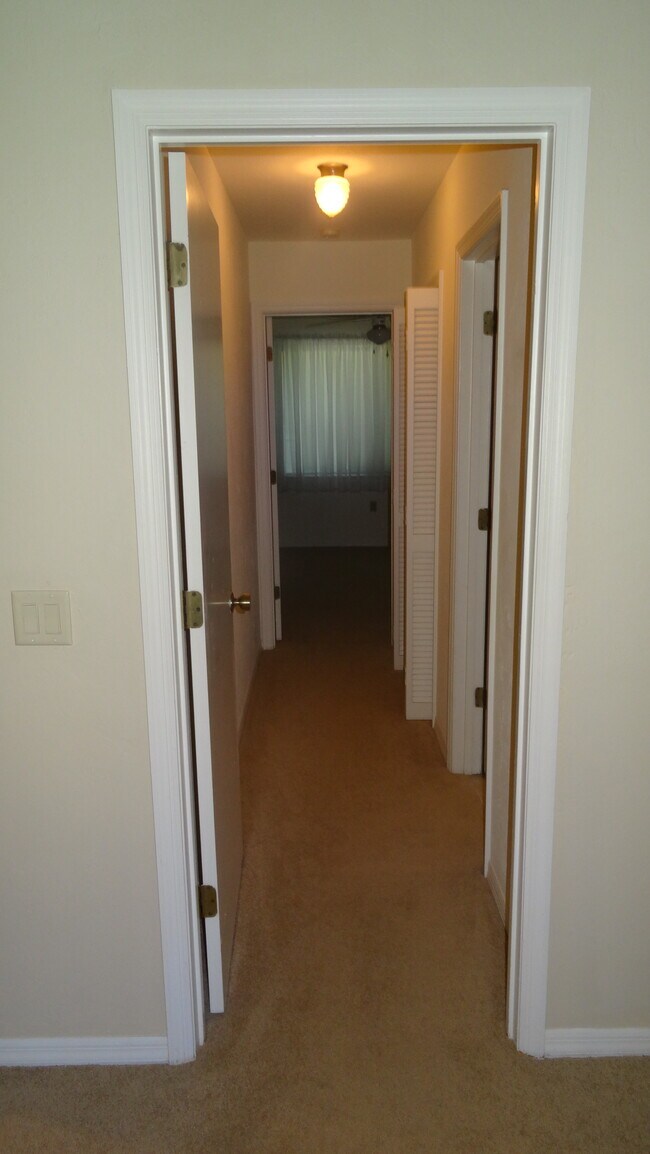 Building Photo - 2342 N Gadsden Pt