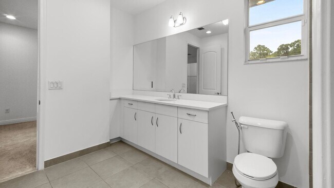 Building Photo - 6919 Pines Cir