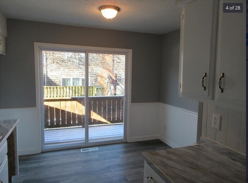 Building Photo - 3331 Bridge Manor Dr