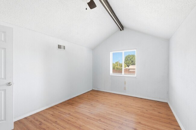Building Photo - 2930 Lancer Ln