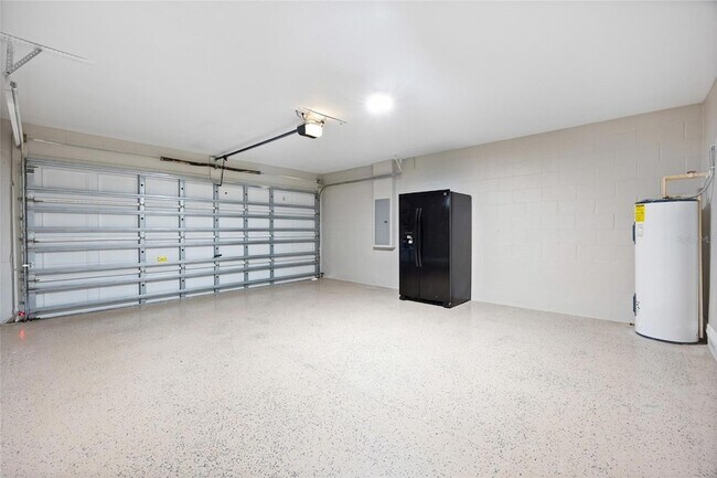 Building Photo - 4510 SE 32nd Pl