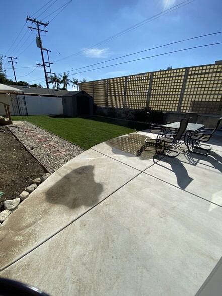 Building Photo - 15246 El Soneto Dr