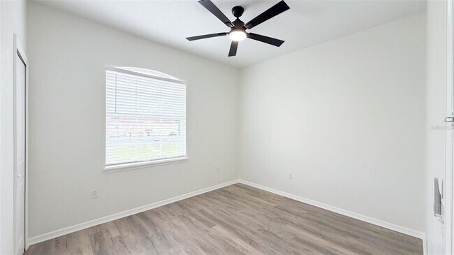 Building Photo - 203 Madison Cir