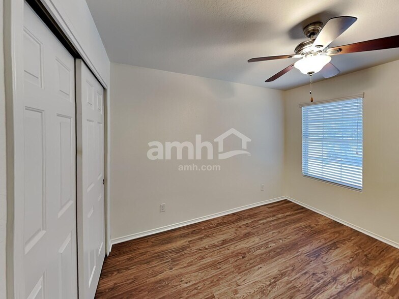 Building Photo - 9246 Silver Vista