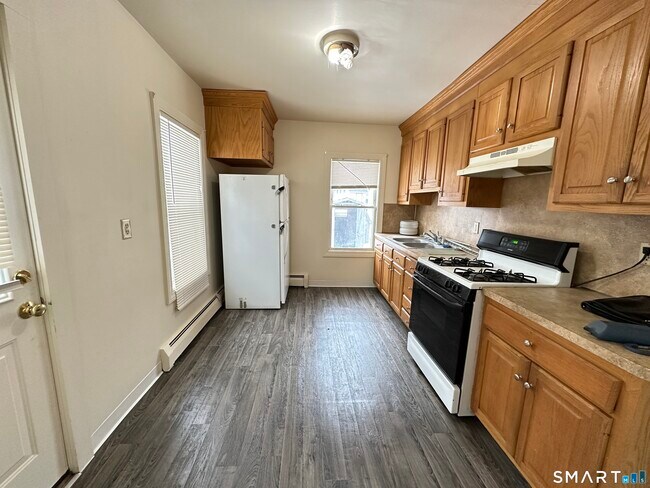 Building Photo - 60 Tariff St