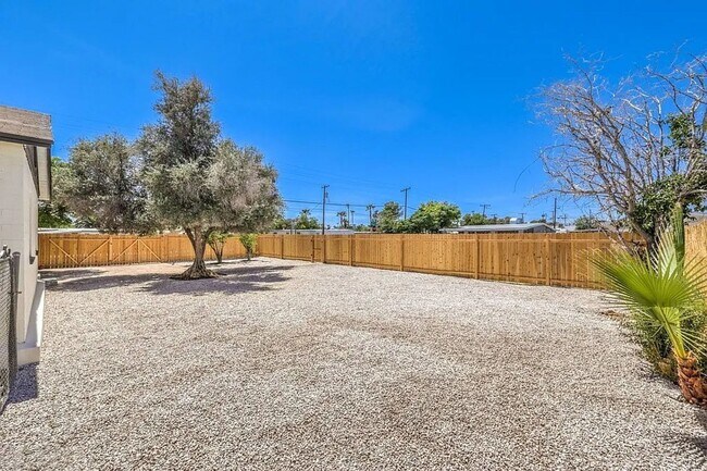 Building Photo - Coming Soon! 3bed 2 bath plus Casita HUGE LOT for all your RV & recreational storage needs