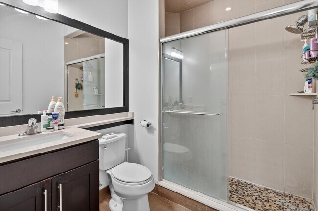 Building Photo - 140-136 36th St