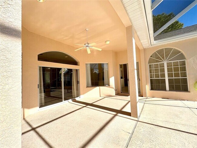 Building Photo - 731 Waterside Ct