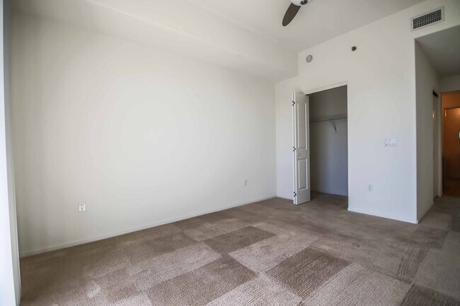 Building Photo - 8255 S Las Vegas Blvd