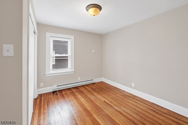 Building Photo - 36 Cortlandt Pl