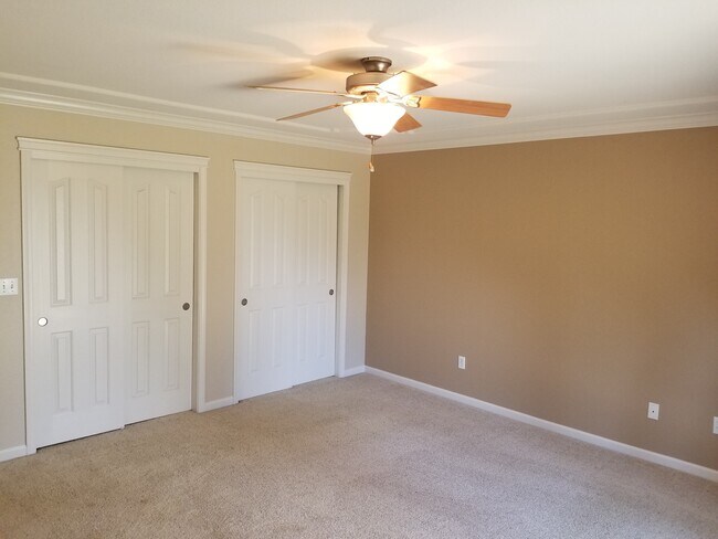 Building Photo - 4057 Saffron Way