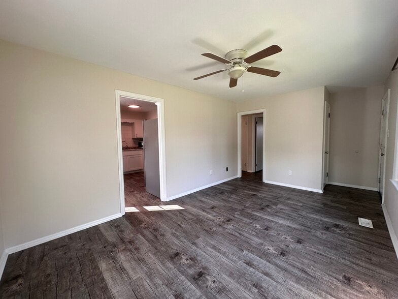 Living Room - 2729 Keith Ave
