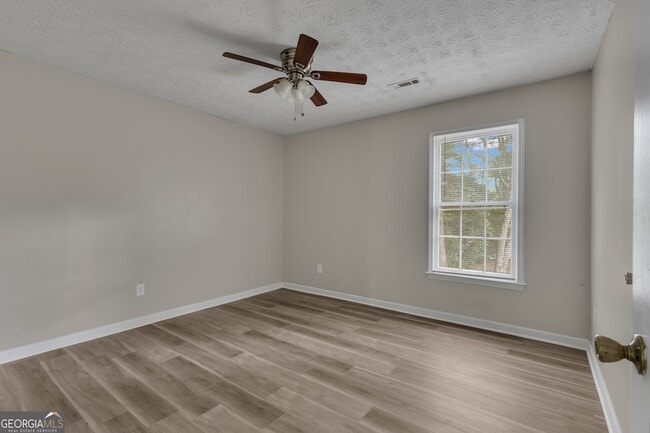 Building Photo - 116 Crofts Corner