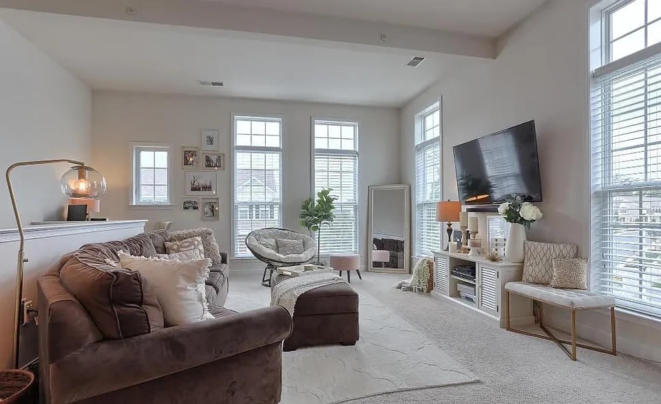 Building Photo - 778 Whitetail Dr