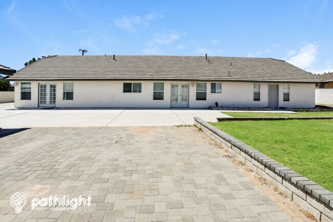 Building Photo - 14800 Farmington Street, Hesperia, CA, 92345