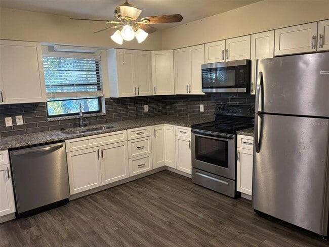 Building Photo - 117 Louisiana Ave