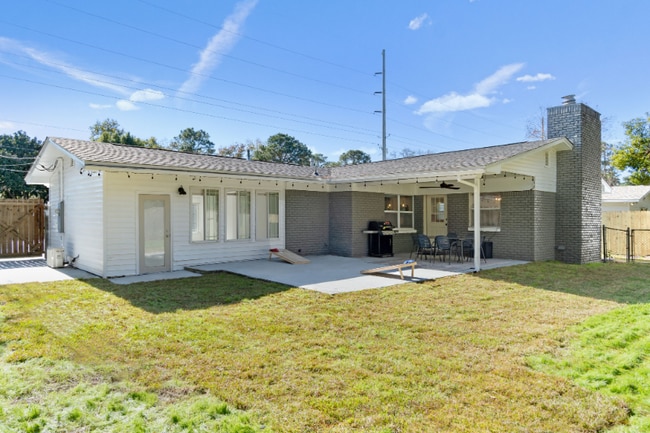 Building Photo - 309 Holmes Blvd NW