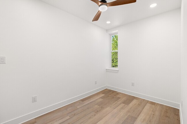 Building Photo - 4503 N 19th St