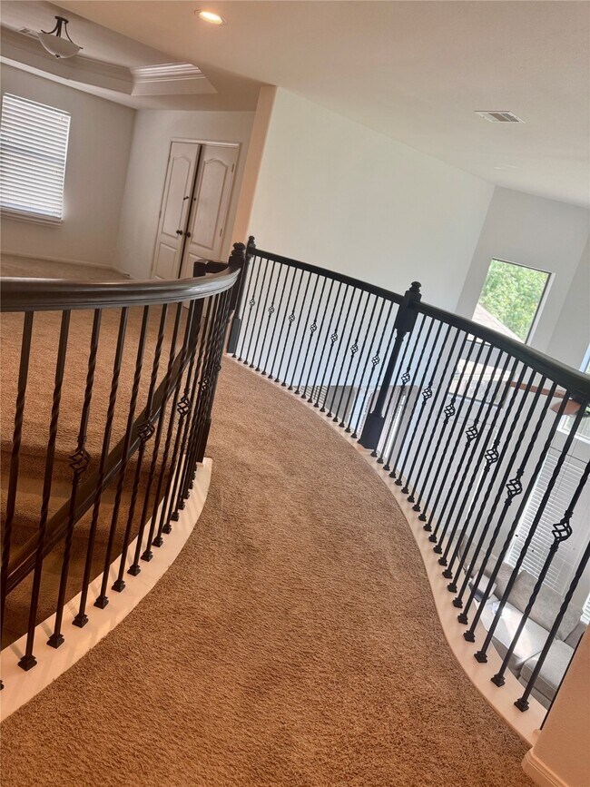 Building Photo - 14442 Mountain Cliff Ln