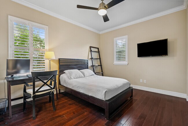 Building Photo - 2815 Sunbury Dr