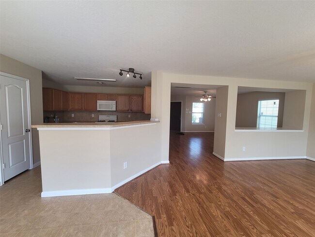 Building Photo - 7815 Tuhati Forest Ln
