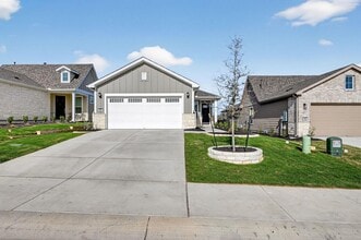 Building Photo - 304 Livewater Ln